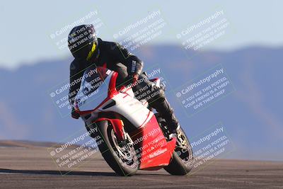 media/Nov-06-2023-Moto Forza (Mon) [[ce023d0744]]/3-Intermediate Group/Session 5 (Turn 9)/